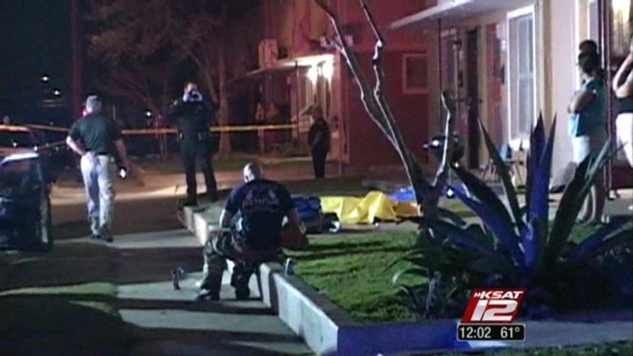 Suspects sought in deadly shooting