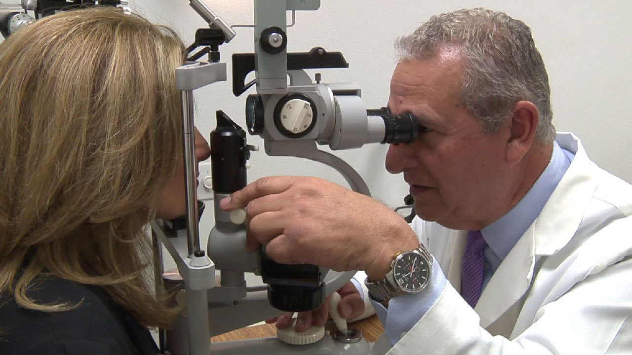 Woman learns of kidney failure at eye doctor visit
