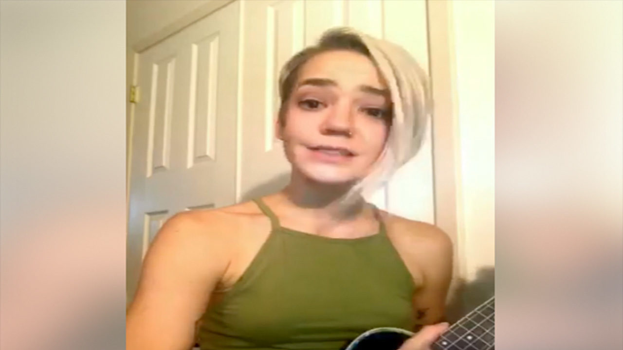 Texas State lecturer performs viral song she wrote on Jimmy...