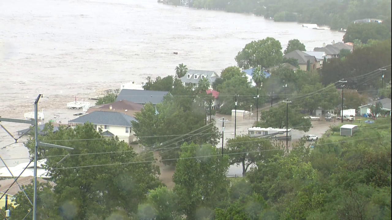 Flooding Latest Llano River rises; homes flooded in Kingsland